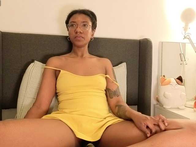 CarolineS's BongaCams show and profile