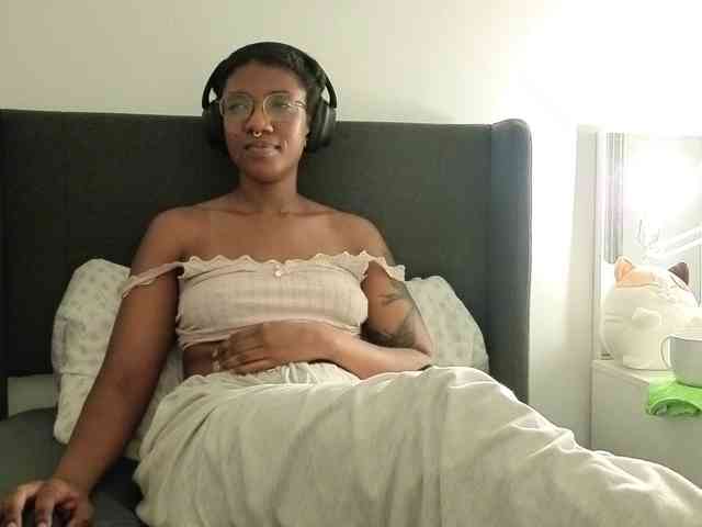 CarolineS webcam