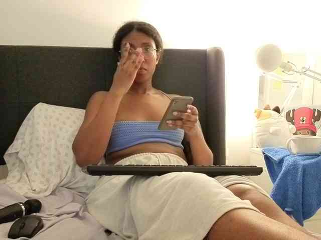 CarolineS webcam