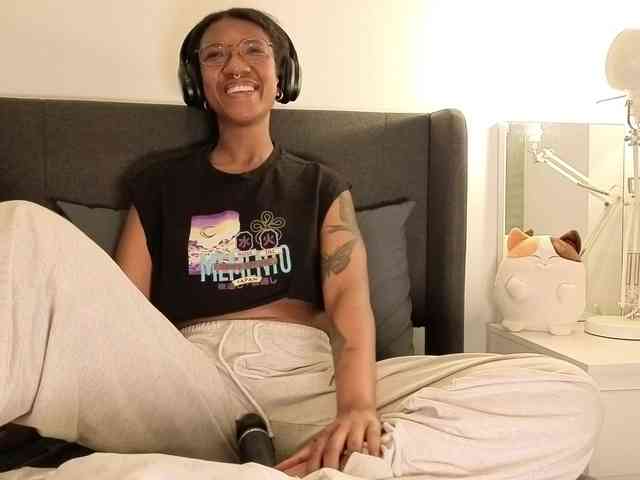 CarolineS webcam