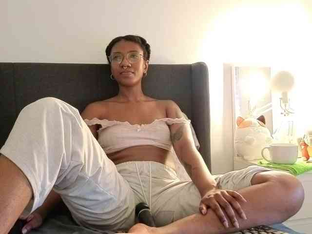 CarolineS webcam