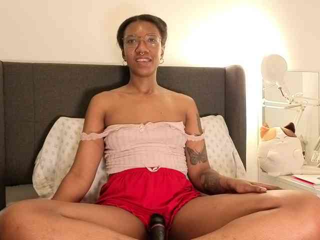 CarolineS webcam