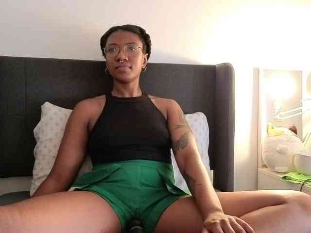 CarolineS webcam