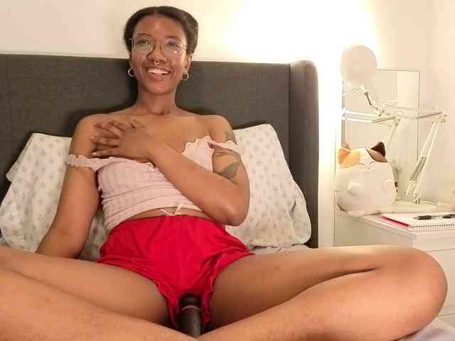CarolineS webcam