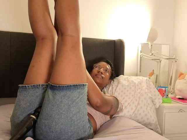 CarolineS webcam