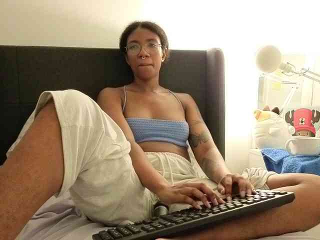 CarolineS webcam