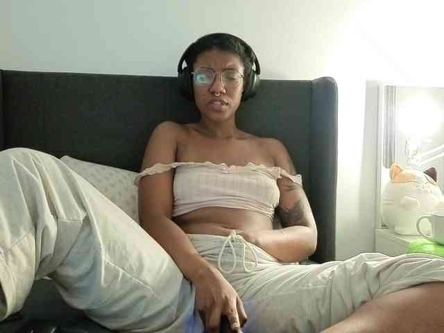 CarolineS webcam