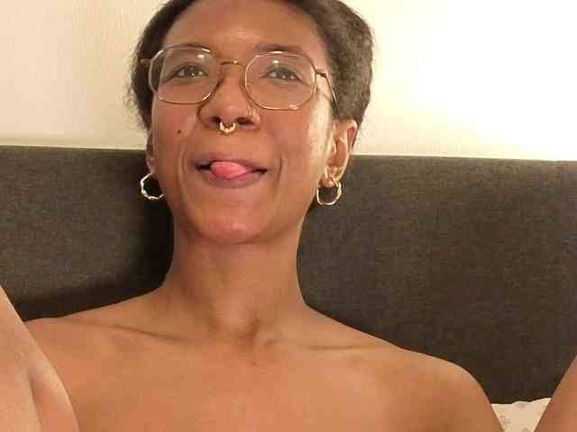 CarolineS webcam