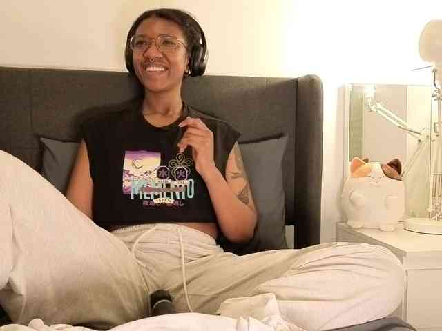 CarolineS webcam
