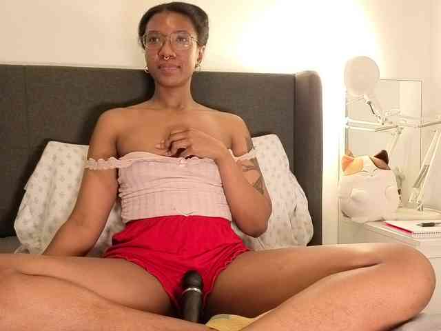 CarolineS webcam