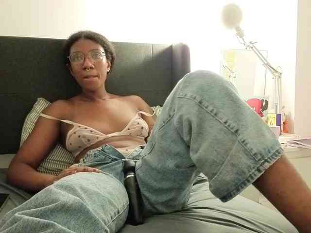 CarolineS webcam
