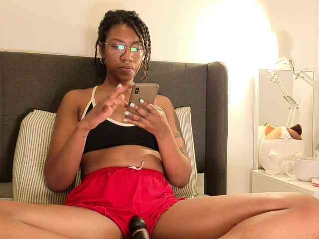CarolineS webcam