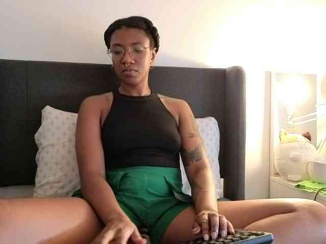 CarolineS webcam