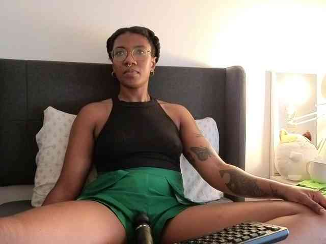 CarolineS webcam
