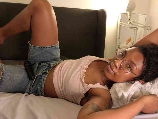 CarolineS webcam