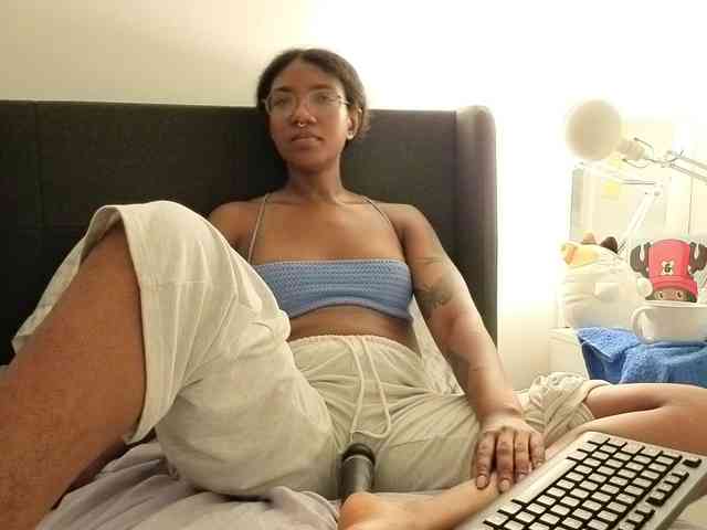 CarolineS webcam