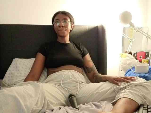 CarolineS webcam