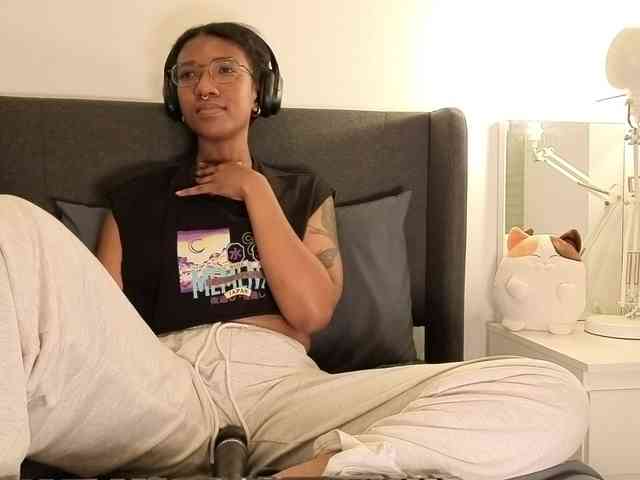 CarolineS webcam