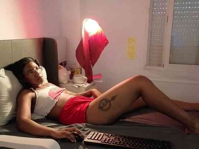 CarolineS