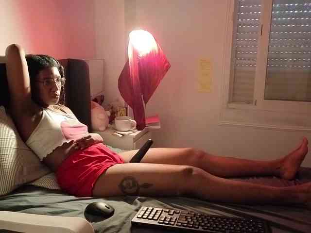 CarolineS webcam