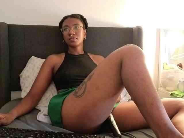 CarolineS webcam