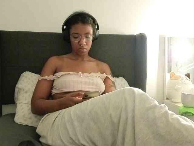 CarolineS webcam
