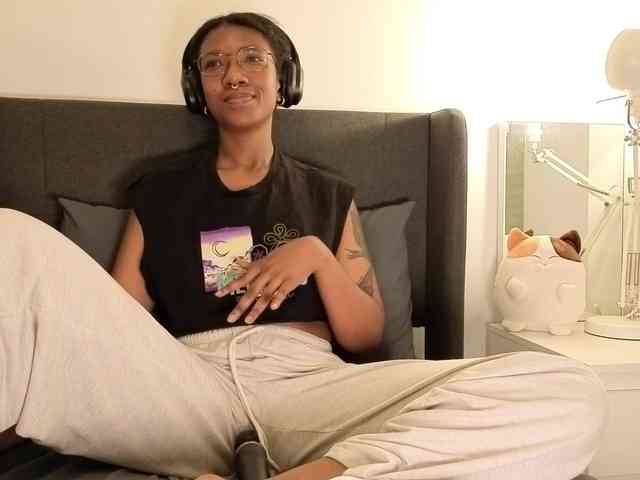 CarolineS webcam