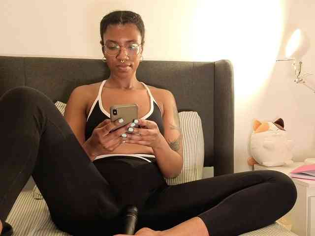 CarolineS webcam