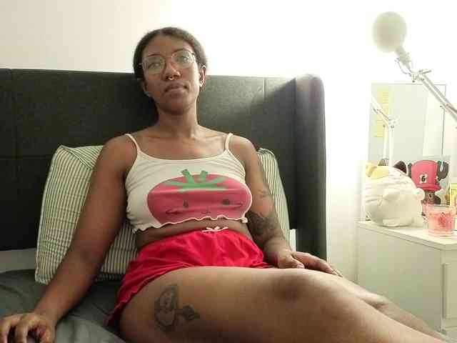 CarolineS webcam