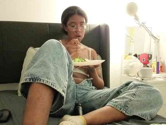 CarolineS webcam
