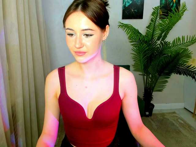 MakeYouHappy's BongaCams show and profile