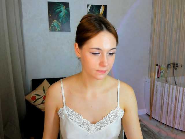 MakeYouHappy live cam on BongaCams