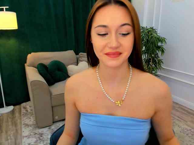 MakeYouHappy webcam