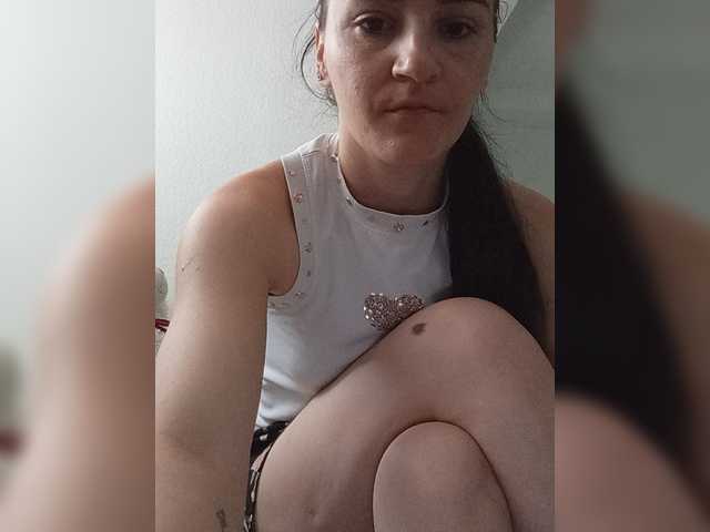 Myatom live cam on BongaCams