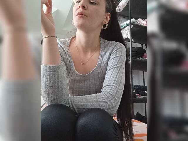 Myatom live cam on BongaCams
