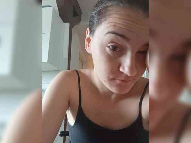 Myatom Live Webcam on BongaCams