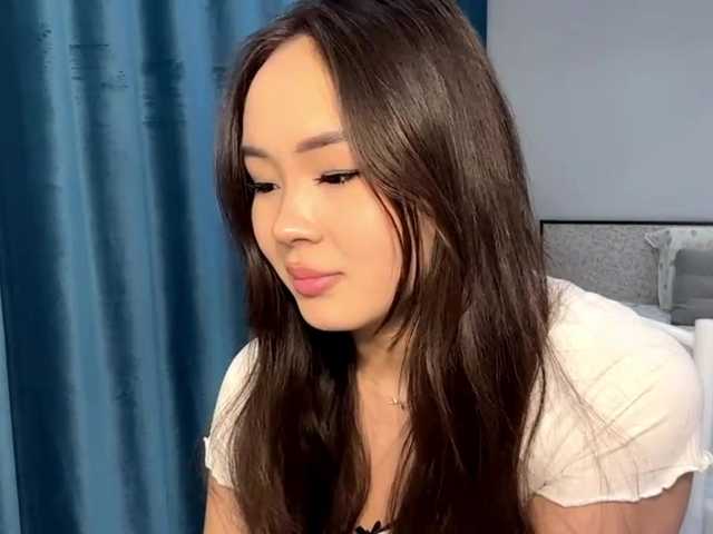 LatrishaAltigs live cam