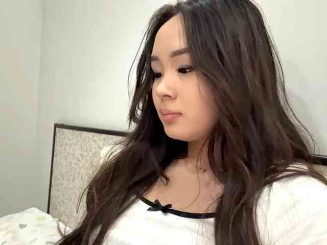 LatrishaAltigs webcam