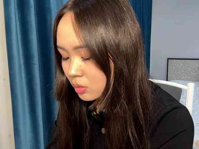 LatrishaAltigs webcam