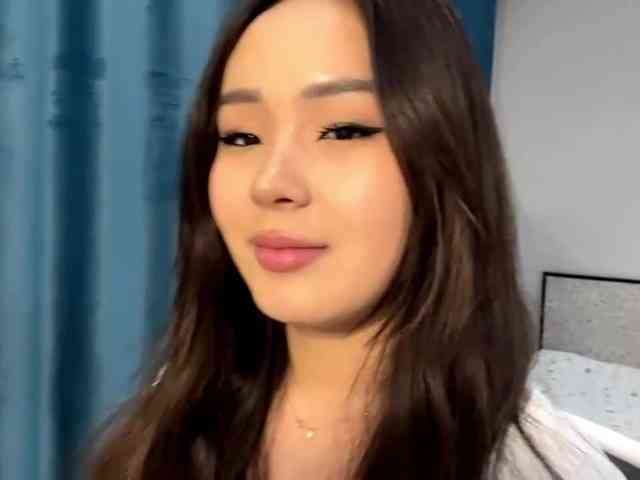 LatrishaAltigs webcam