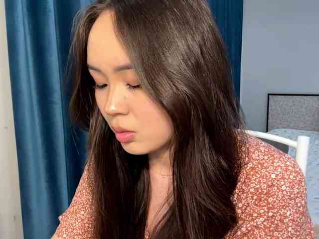 LatrishaAltigs webcam