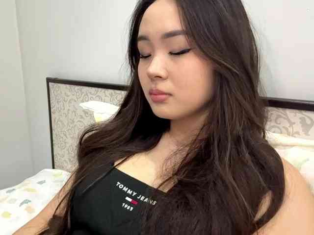 LatrishaAltigs webcam