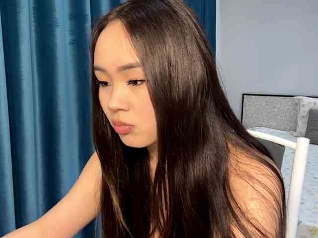 LatrishaAltigs webcam