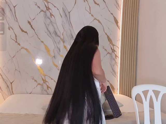 ZoeLonghair live cam on BongaCams