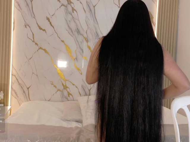 ZoeLonghair live cam on BongaCams