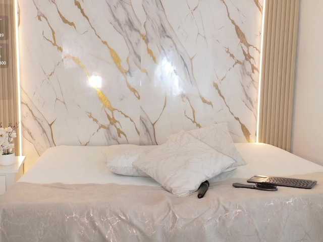 ZoeLonghair