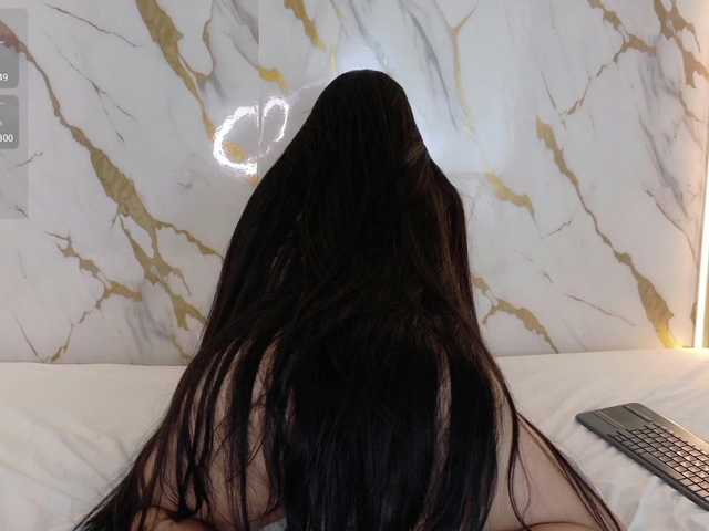 ZoeLonghair live cam on BongaCams