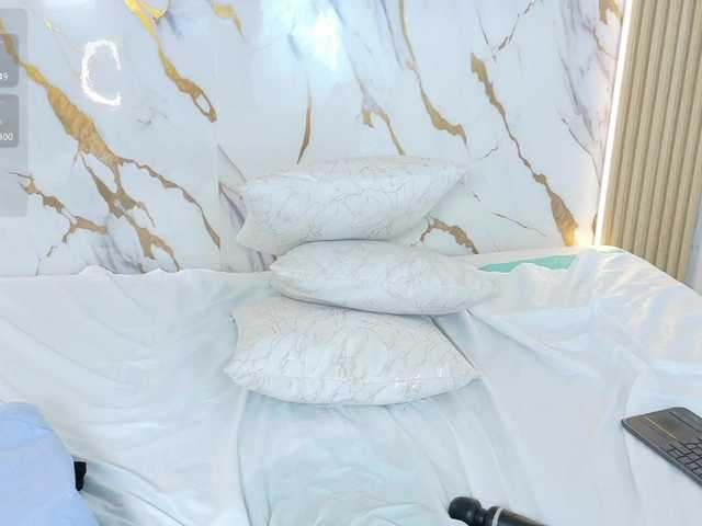 ZoeLonghair live cam on BongaCams