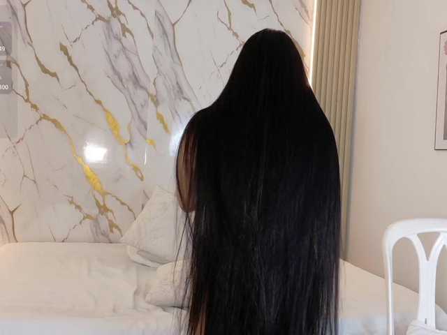 ZoeLonghair live cam on BongaCams