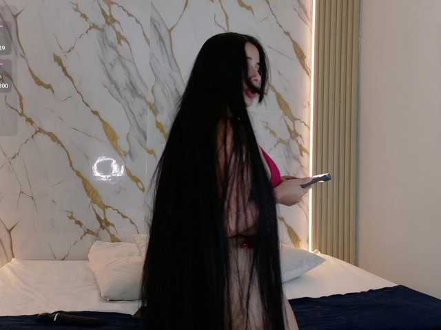 ZoeLonghair live cam on BongaCams